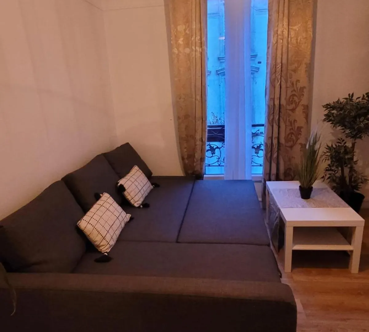 Apartment Pres De Montmartre 2